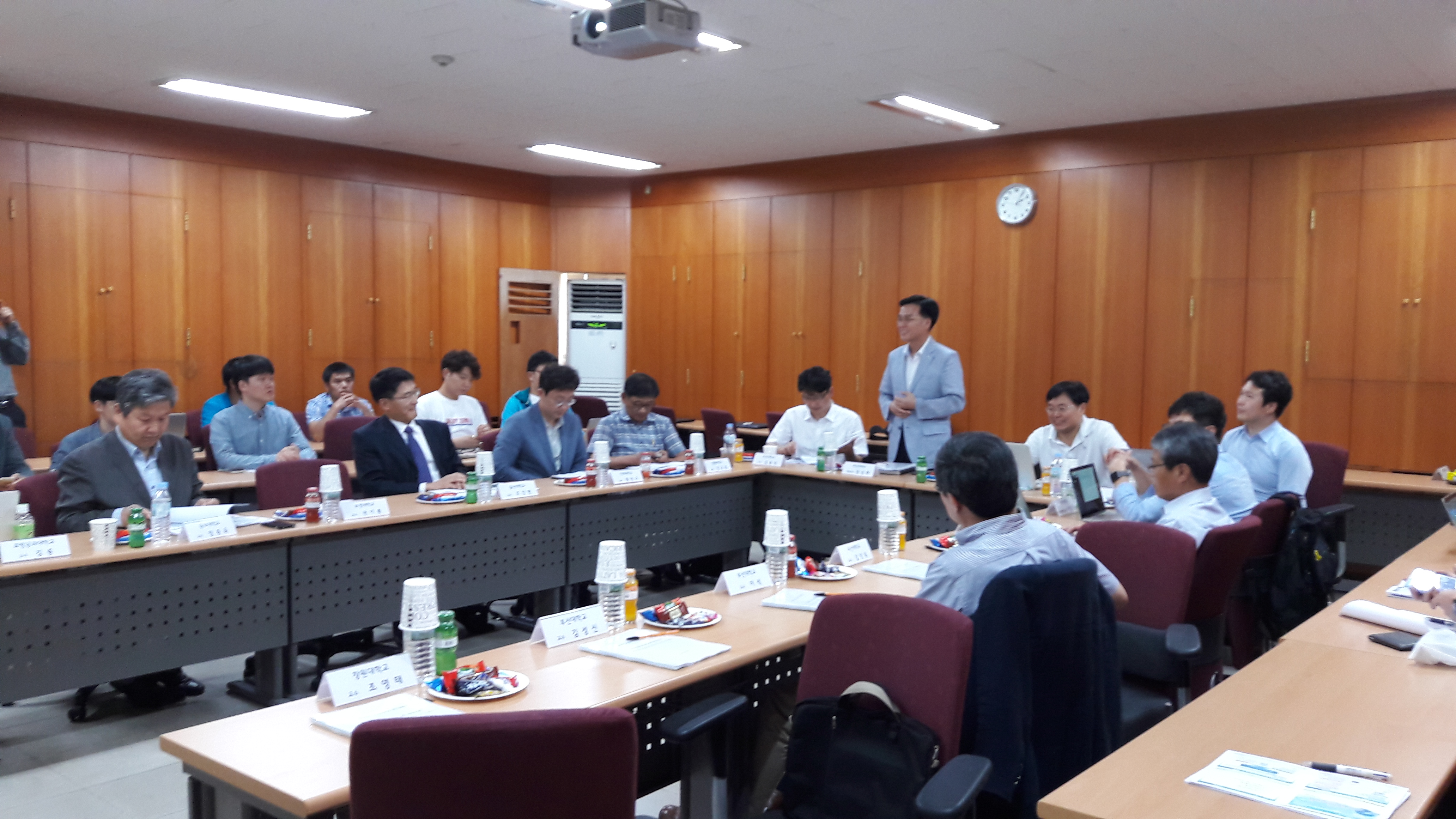 1차년도 kick off 워크샵 (2016.8.31) 20160831_140733.jpg